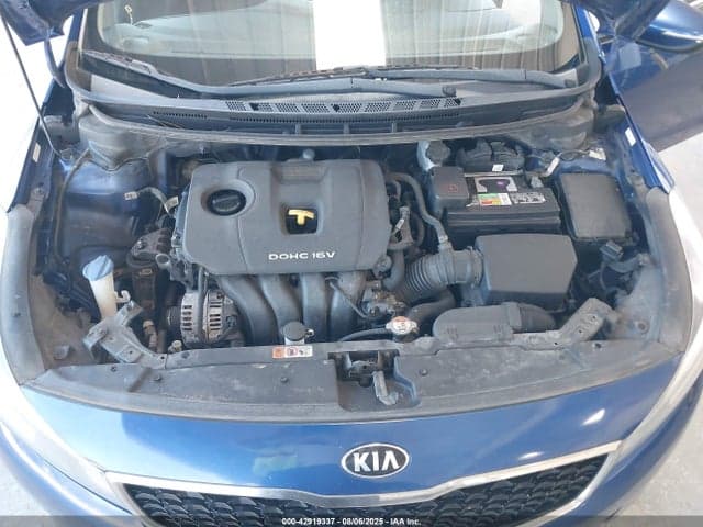 2017 KIA FORTE S 10