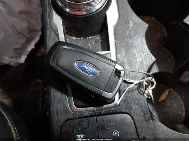 2021 FORD ESCAPE SEL 11