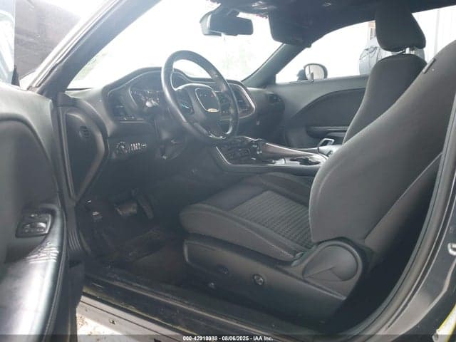 2019 DODGE CHALLENGER SXT 5