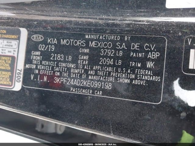 2019 KIA FORTE FE 9