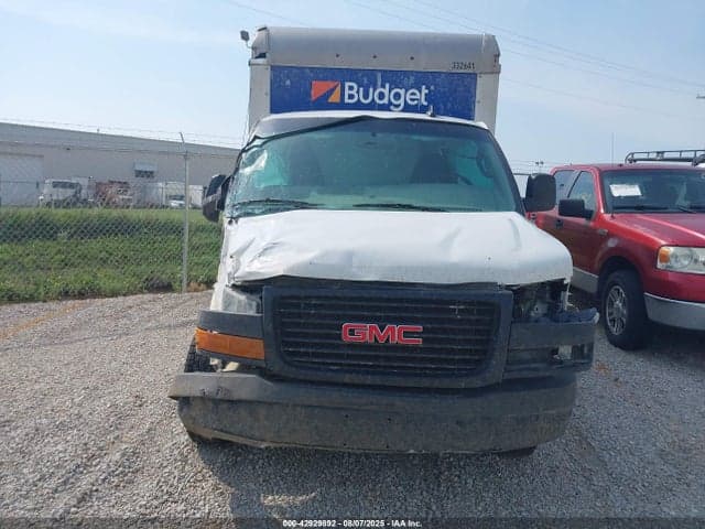 2022 GMC SAVANA CUTAWAY WORK VAN 12