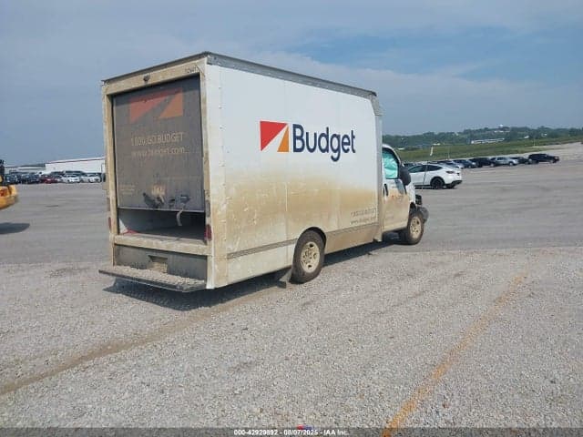 2022 GMC SAVANA CUTAWAY WORK VAN 4