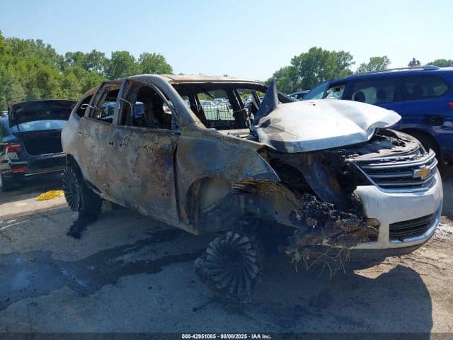 2017 CHEVROLET TRAVERSE 2LT 1