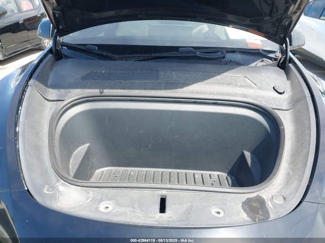 2020 TESLA MODEL Y LONG RANGE DUAL MOTOR ALL-WHEEL DRIVE 10