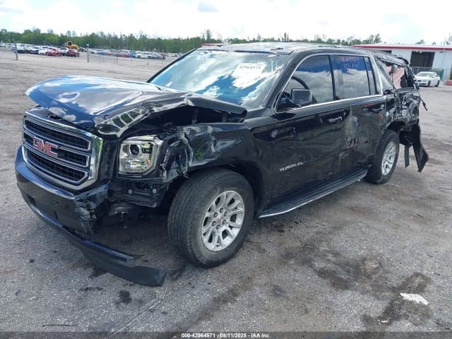 2019 GMC YUKON XL SLT 2