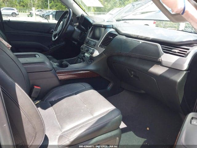 2019 GMC YUKON XL SLT 5
