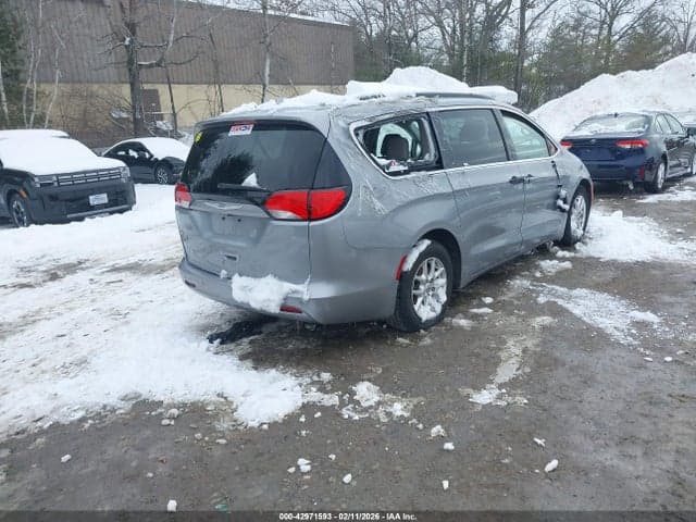2020 CHRYSLER VOYAGER LXI 4