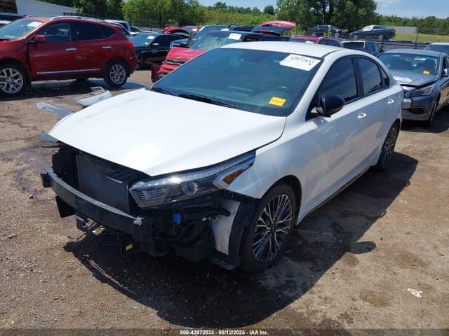 2023 KIA FORTE GT-LINE 2