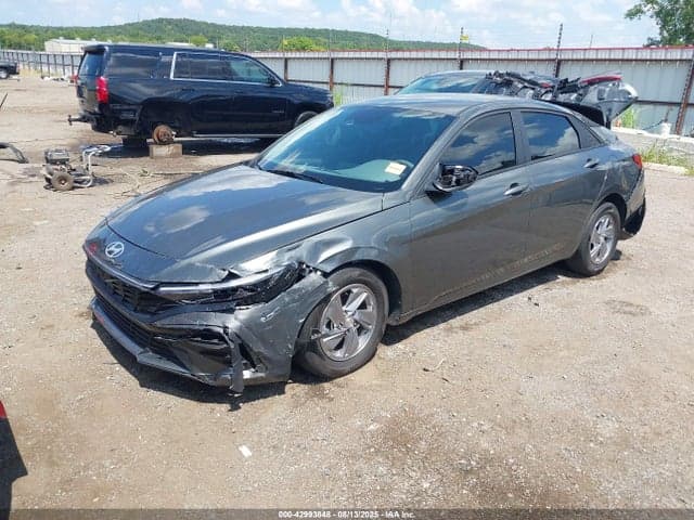 2024 HYUNDAI ELANTRA SE 2