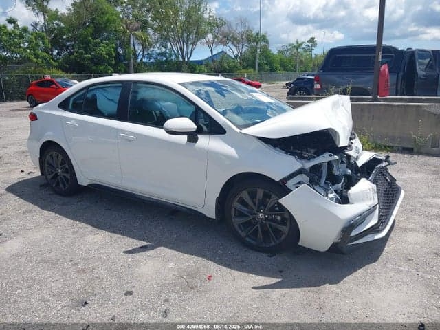 2024 TOYOTA COROLLA SE 1