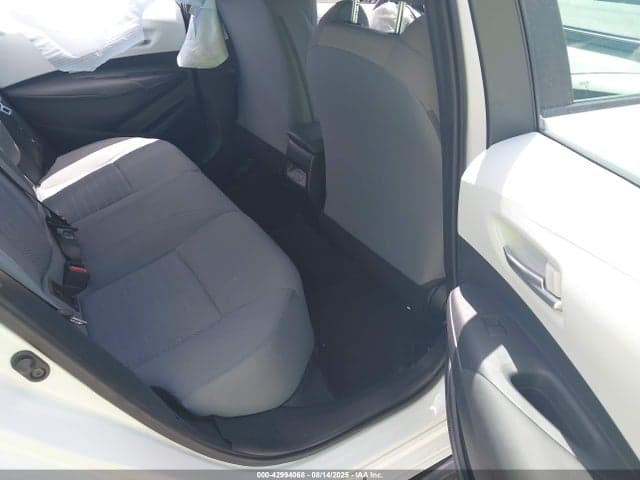 2024 TOYOTA COROLLA SE 8
