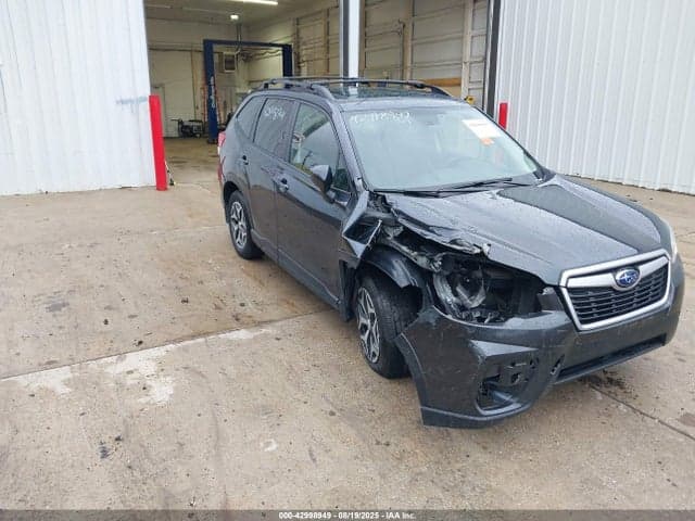 2019 SUBARU FORESTER PREMIUM 1