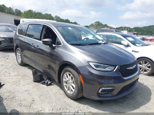 2023 CHRYSLER PACIFICA TOURING L 1