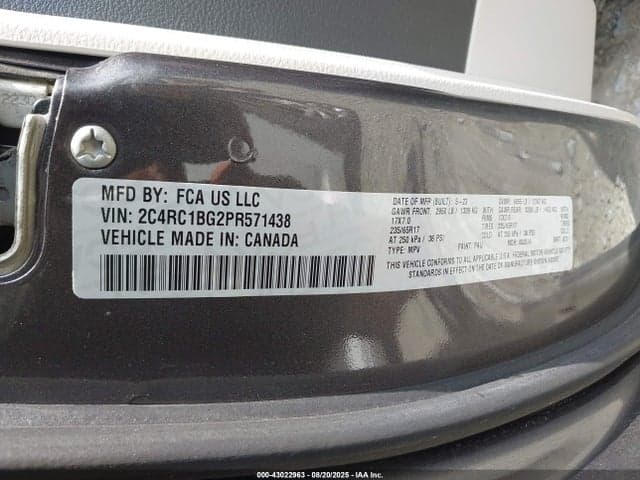 2023 CHRYSLER PACIFICA TOURING L 9