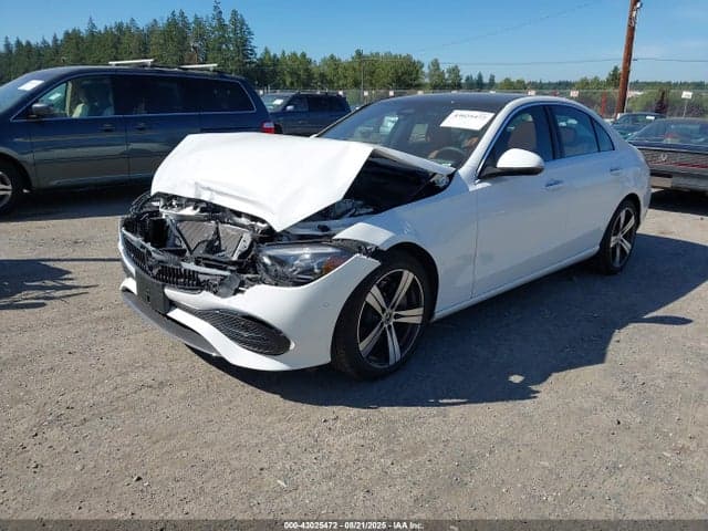 2025 MERCEDES-BENZ C 300 2