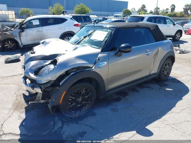 2016 MINI CONVERTIBLE COOPER 2