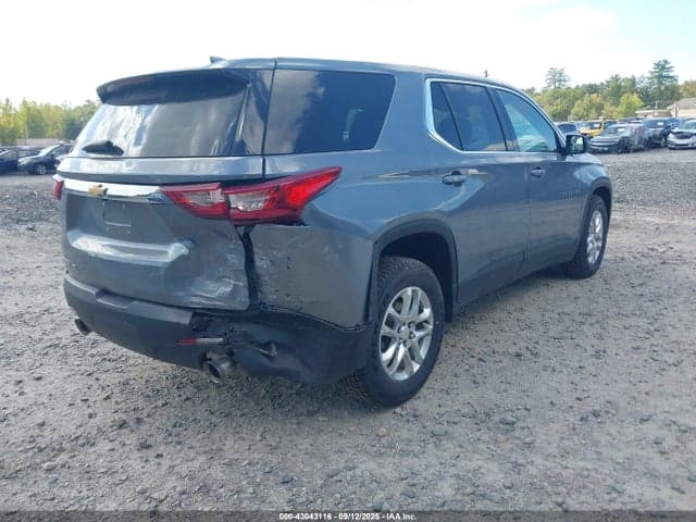 2021 CHEVROLET TRAVERSE AWD LS 4