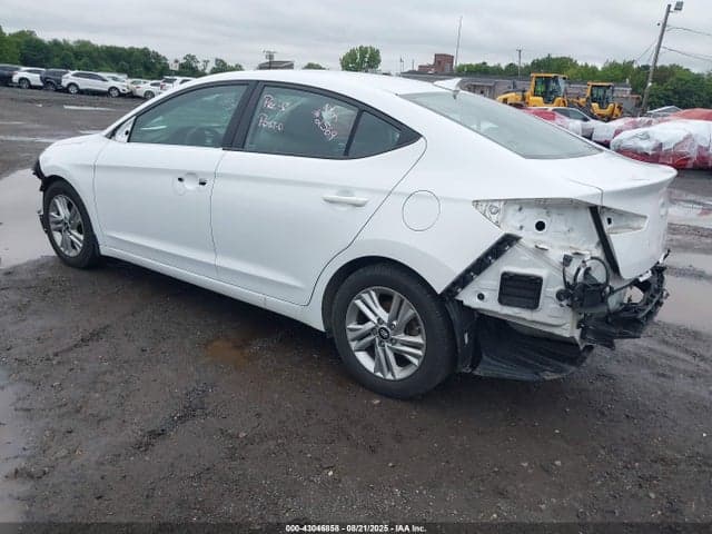 2020 HYUNDAI ELANTRA SEL 3