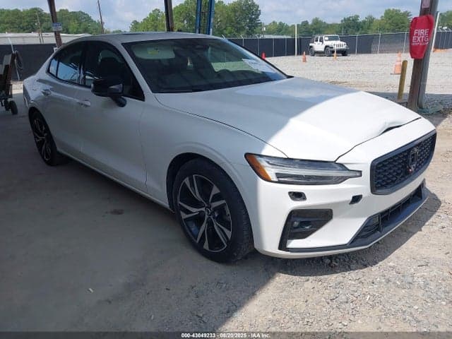 2024 VOLVO S60 B5 CORE DARK THEME 1