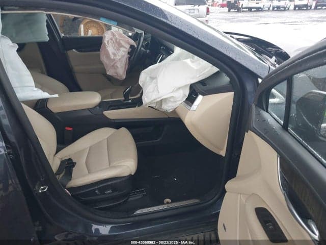 2019 CADILLAC XT5 STANDARD 5