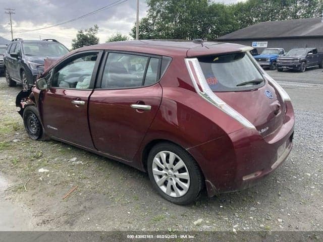 2017 NISSAN LEAF S 3