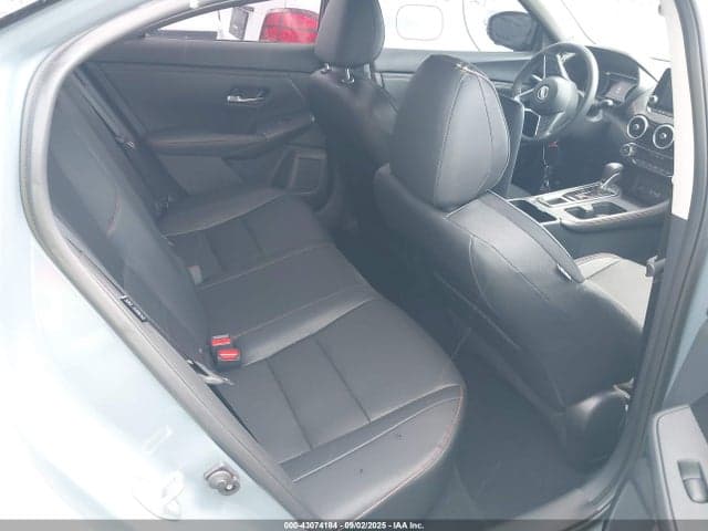 2025 NISSAN SENTRA SR 8