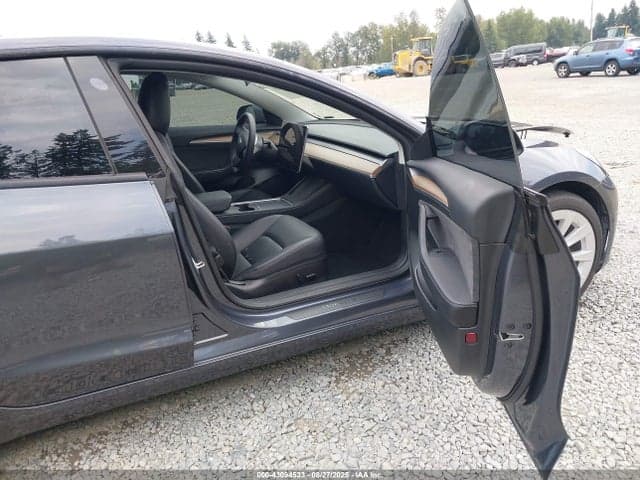 2022 TESLA MODEL 3 LONG RANGE DUAL MOTOR ALL-WHEEL DRIVE 5