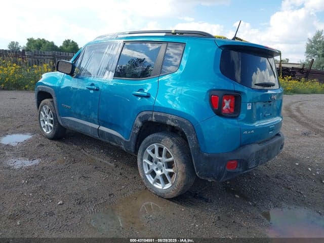 2019 JEEP RENEGADE LATITUDE 4X4 3