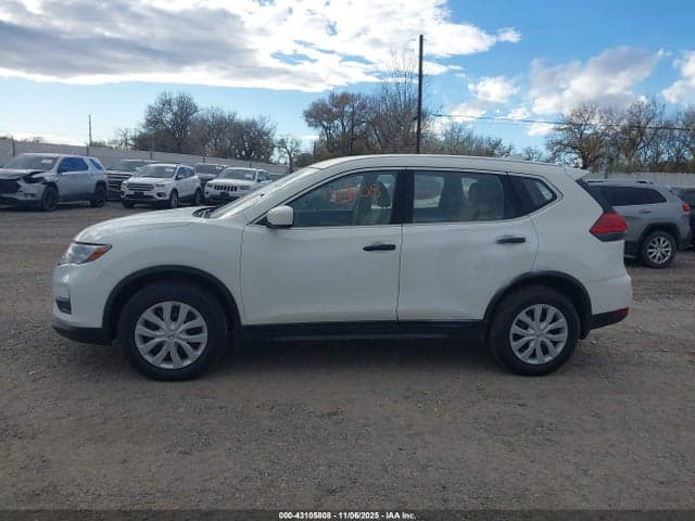 2017 NISSAN ROGUE S 14