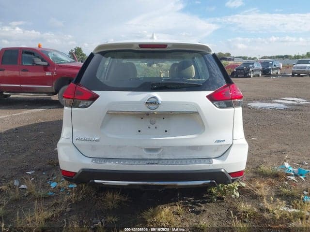 2017 NISSAN ROGUE S 16