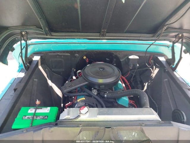 1961 CHEVROLET PICK-UP 10
