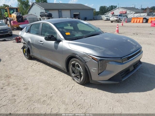 2025 KIA K4 EX 1