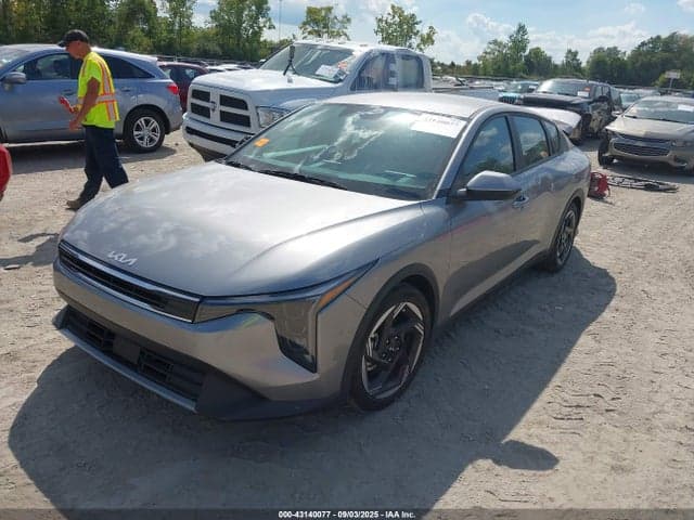 2025 KIA K4 EX 2