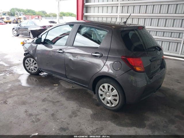 2017 TOYOTA YARIS L 3