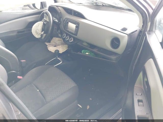 2017 TOYOTA YARIS L 5