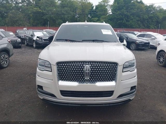 2022 LINCOLN NAVIGATOR RESERVE 12