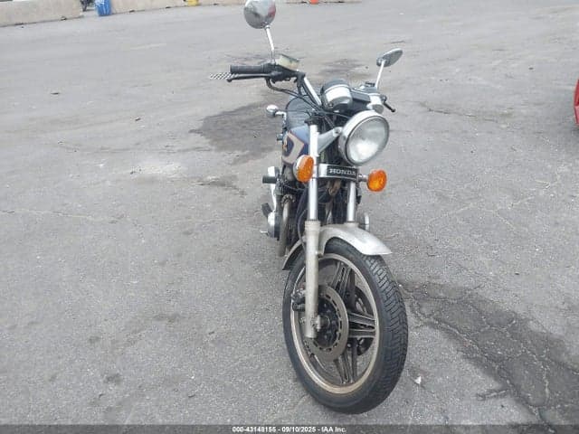 1982 HONDA CB650 SC 5