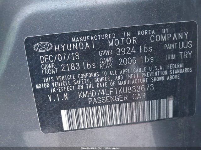2019 HYUNDAI ELANTRA SE 9