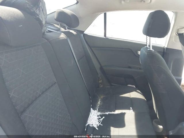 2021 KIA RIO S 8