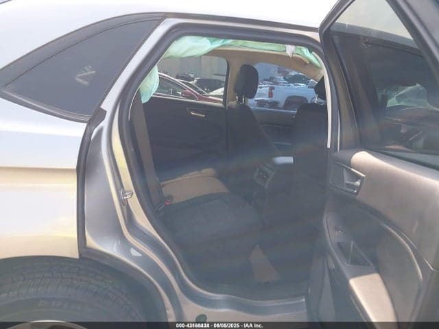 2021 FORD EDGE SE 8