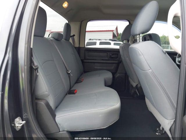 2019 RAM 1500 CLASSIC EXPRESS 4X2 5'7 BOX 8