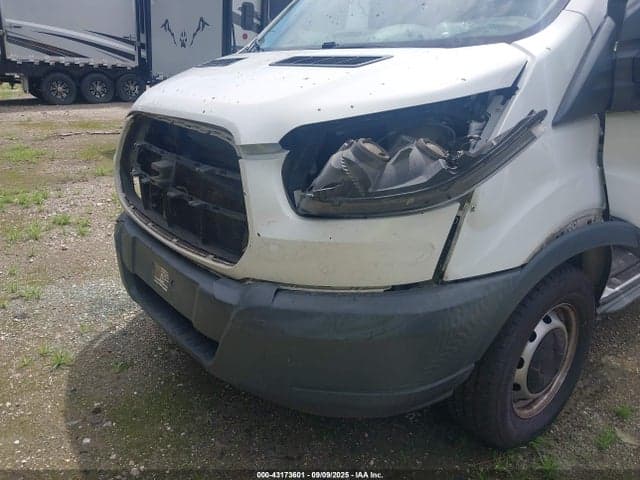 2018 FORD TRANSIT-250 19