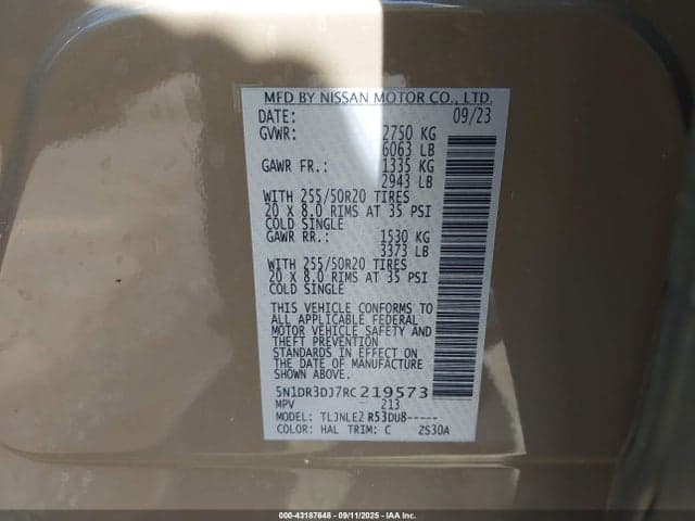 2024 NISSAN PATHFINDER PLATINUM 4WD 9