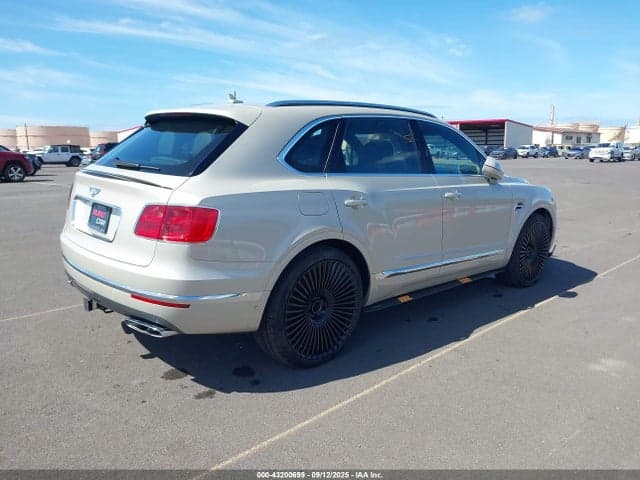 2018 BENTLEY BENTAYGA ACTIVITY EDITION/BLACK EDITION/MULLINER/ONYX EDITION/W12 4