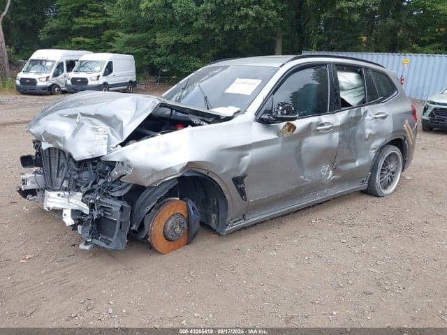 2021 BMW X3 M 2