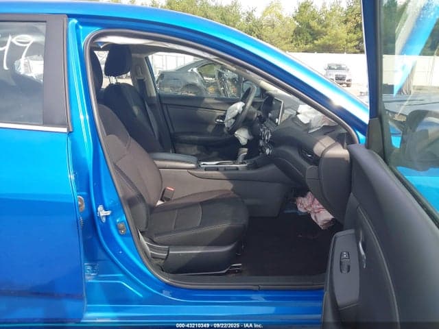 2024 NISSAN SENTRA SV XTRONIC CVT 5