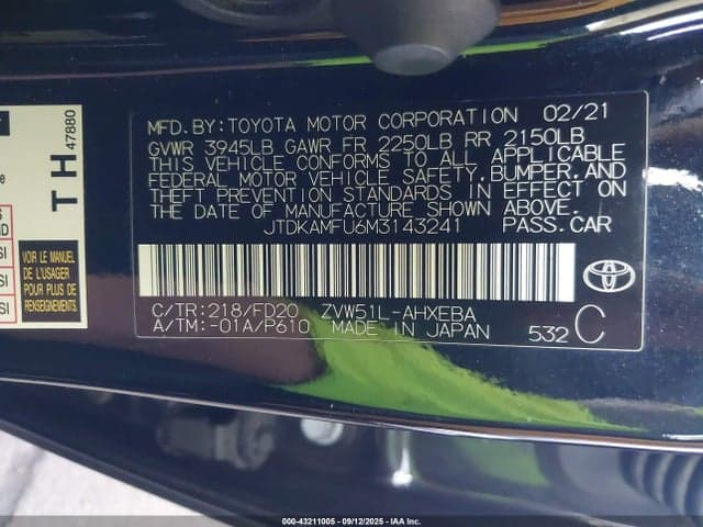 2021 TOYOTA PRIUS LE 8