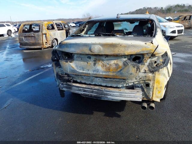 2021 TOYOTA CAMRY SE 6