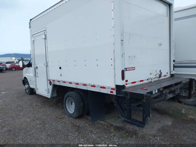 2020 CHEVROLET EXPRESS CUTAWAY WORK VAN 3