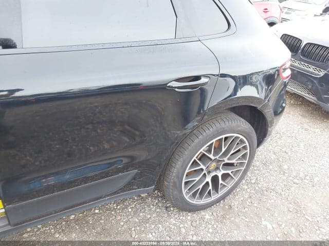 2017 PORSCHE MACAN S 6
